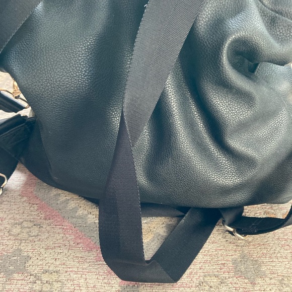 Fawn Design Diaper Backpck - Picture 3 of 3